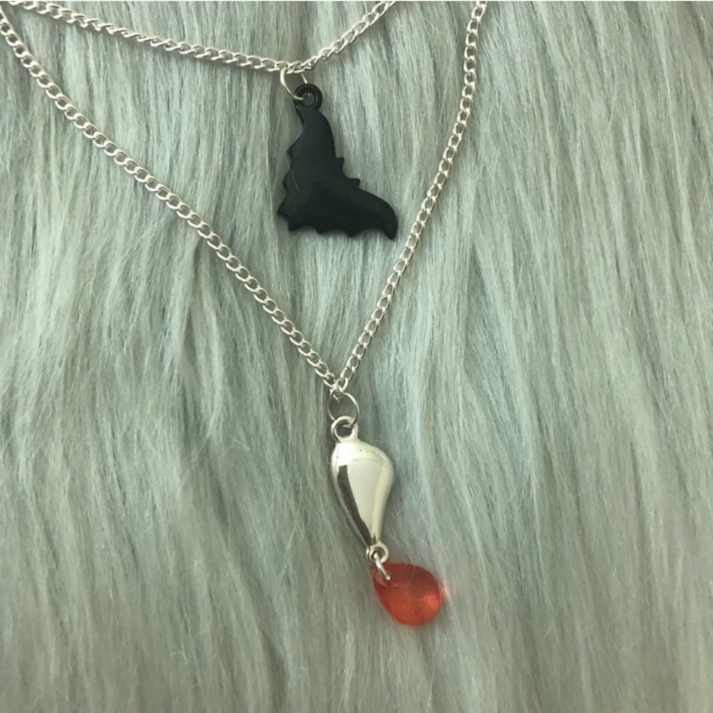 Bat Bite Halloween Necklace 🦇